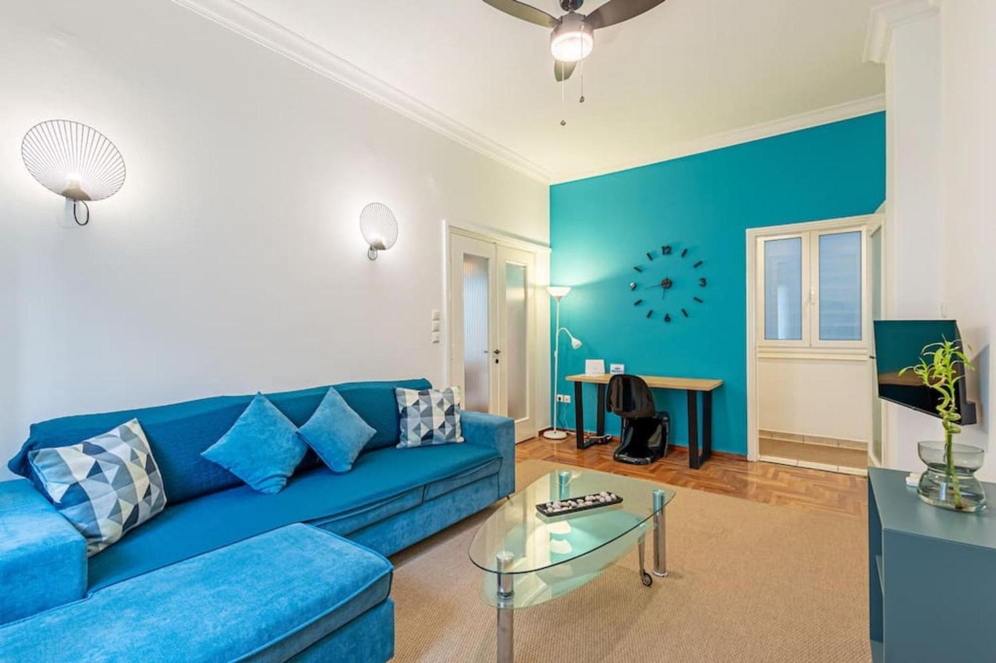 Acropolis Stylish 2br - Center Of Apartment